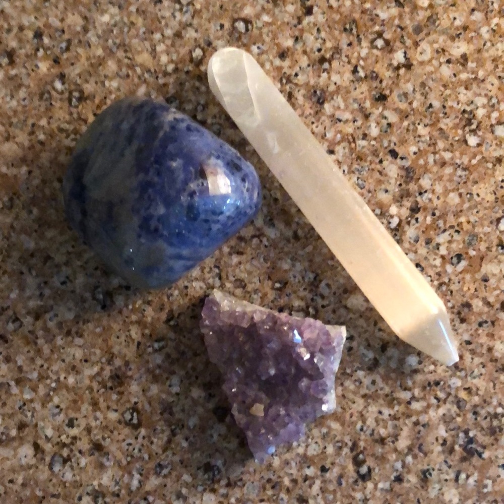 Sodalite palm stone, Amethyst cluster, Selenite Wand polished.